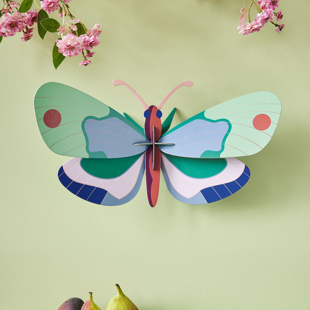 decoration murale en forme de papillon